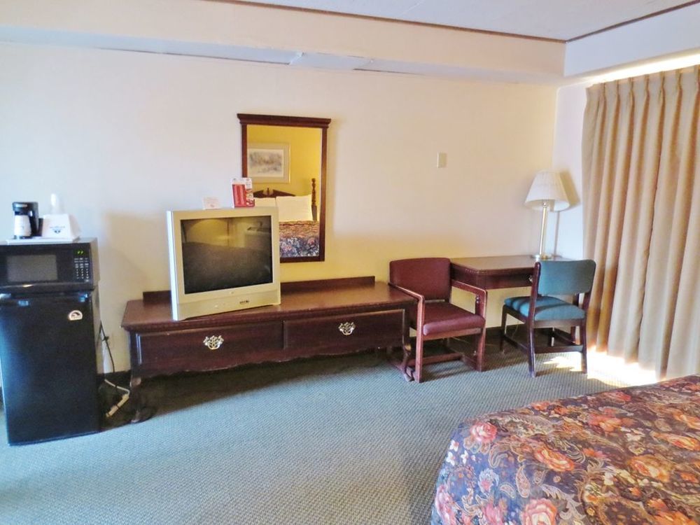 Americas Best Value Inn Abilene Стая снимка