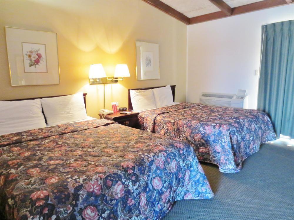 Americas Best Value Inn Abilene Екстериор снимка